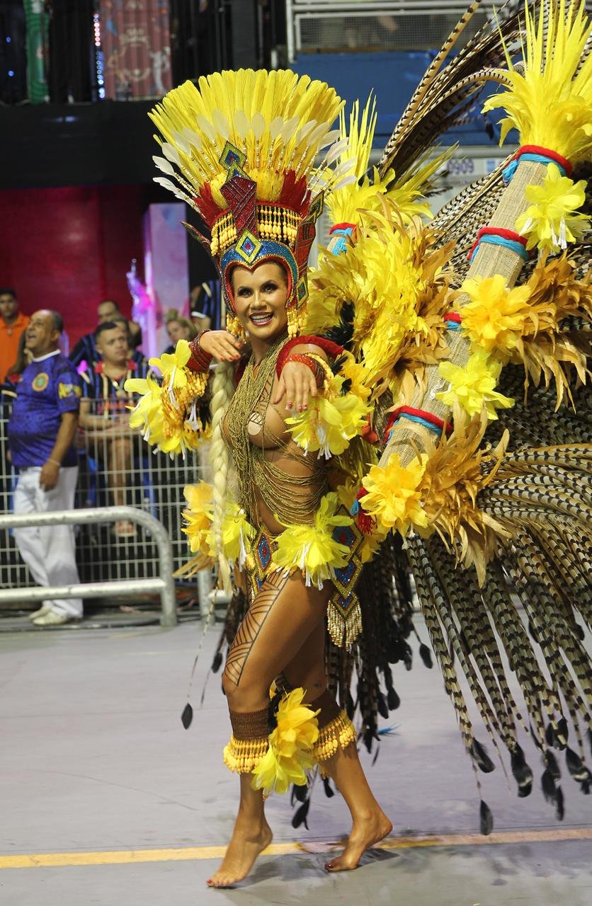 Empresária e Influencer Isis Camargo no Carnaval – Desfile e Empoderamento no Acadêmicos do Tucuruvi 23 Isis Camargo - Crédito da Foto: Fábio Serrano, Renato Cipriano e Zuleika Ferreira / Divulgação