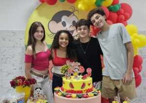 Feliz Aniversário: Yasmin Praddo, de “A Infância de Romeu e Julieta”, comemora 13 anos com festa temática