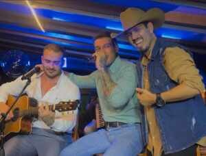 Sucesso atemporal: “Vish, Aff, Putz, Nossa”, música de Pedro Paulo & Alex, com Lucas Lucco, viraliza após 8 anos de lançamento