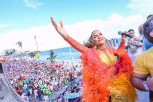 Ivete Sangalo surge radiante no primeiro show após término com Daniel Cady e movimenta redes sociais