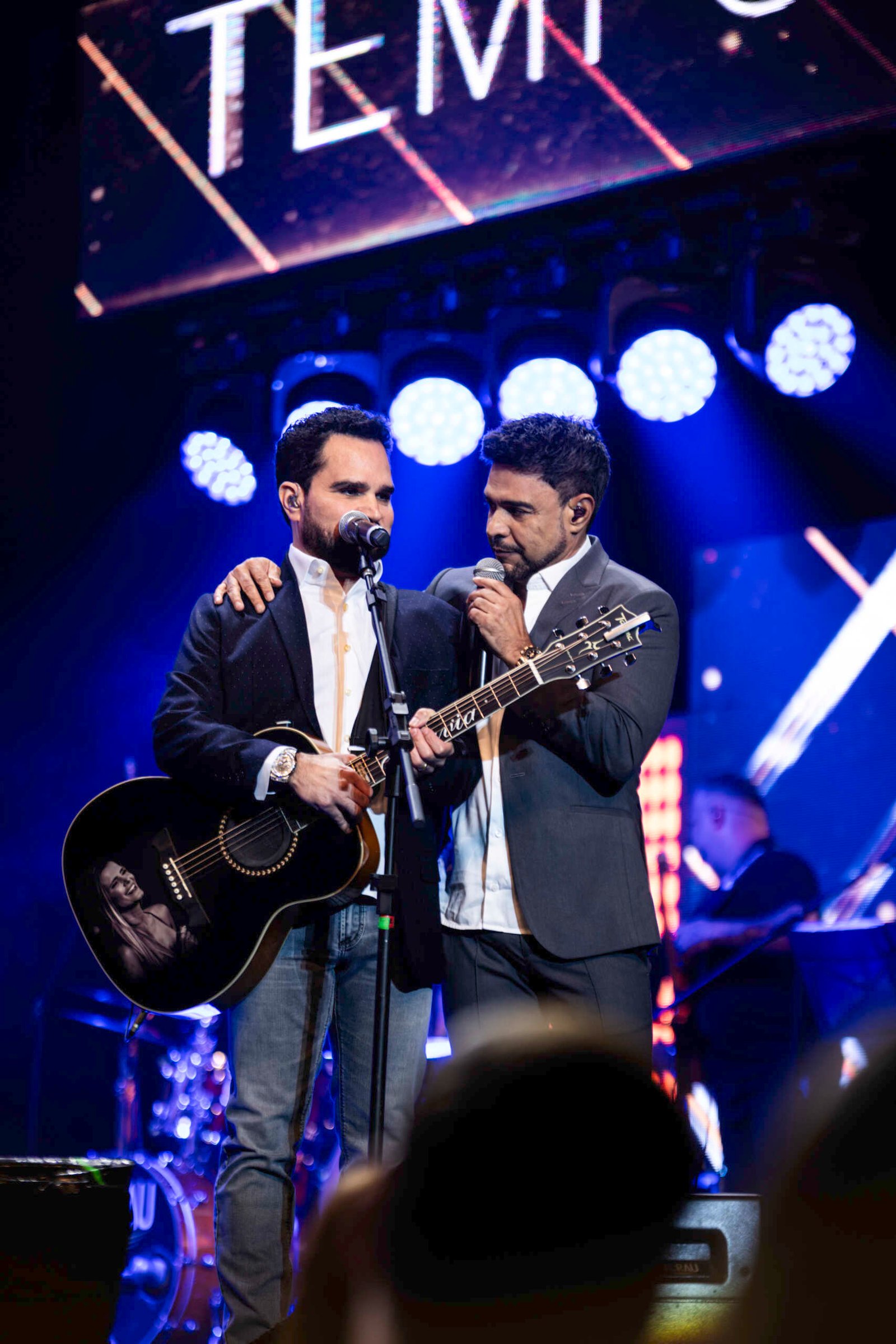 Zezé Di Camargo e Luciano lotam shows em Curitiba e Sorocaba com muita emoção e romantismo 19 2025.04.04 ZCL CURITIBA PR 56 scaled