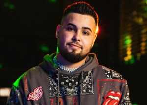 Jerry Smith lança “Traficando Amor” e inicia nova era com superprodução vibrante