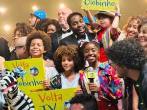 Volta da TV Globinho ganha força após brincadeira na festa de 60 anos da Globo