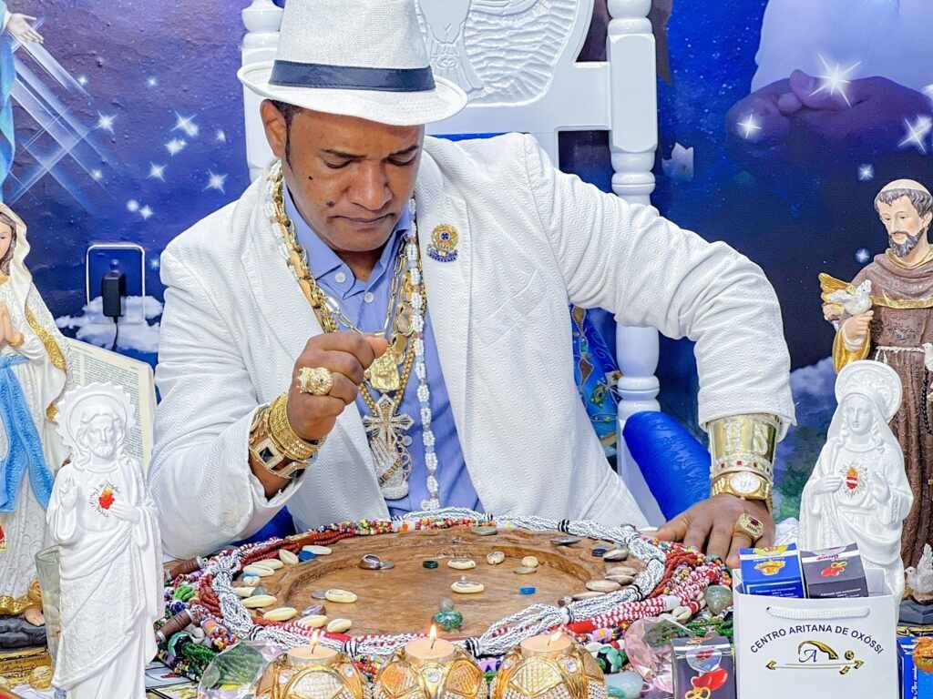 Aritana de Oxóssi: tratamento para vícios e fortalecimento do equilíbrio emocional na Umbanda Aritana de Oxóssi: tratamento para vícios e fortalecimento do equilíbrio emocional na Umbanda