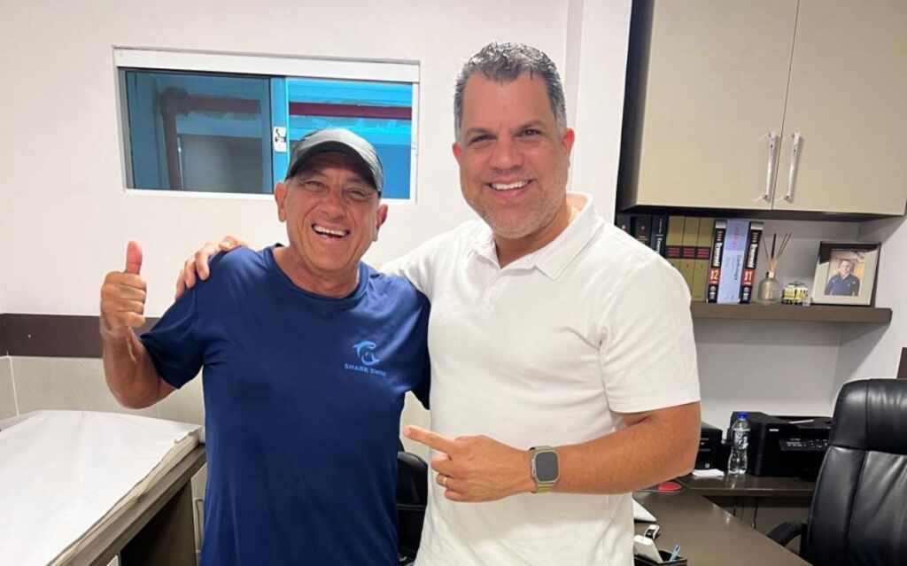 Recordista mundial aos 62 anos, Edson Vianna cuida do coração com cardiologista Thiago Barroso 15 Edson e Dr Thiago Barroso