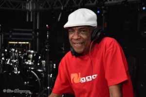 Viaduto de Madureira celebra 35 anos do Baile Charme em grande festa