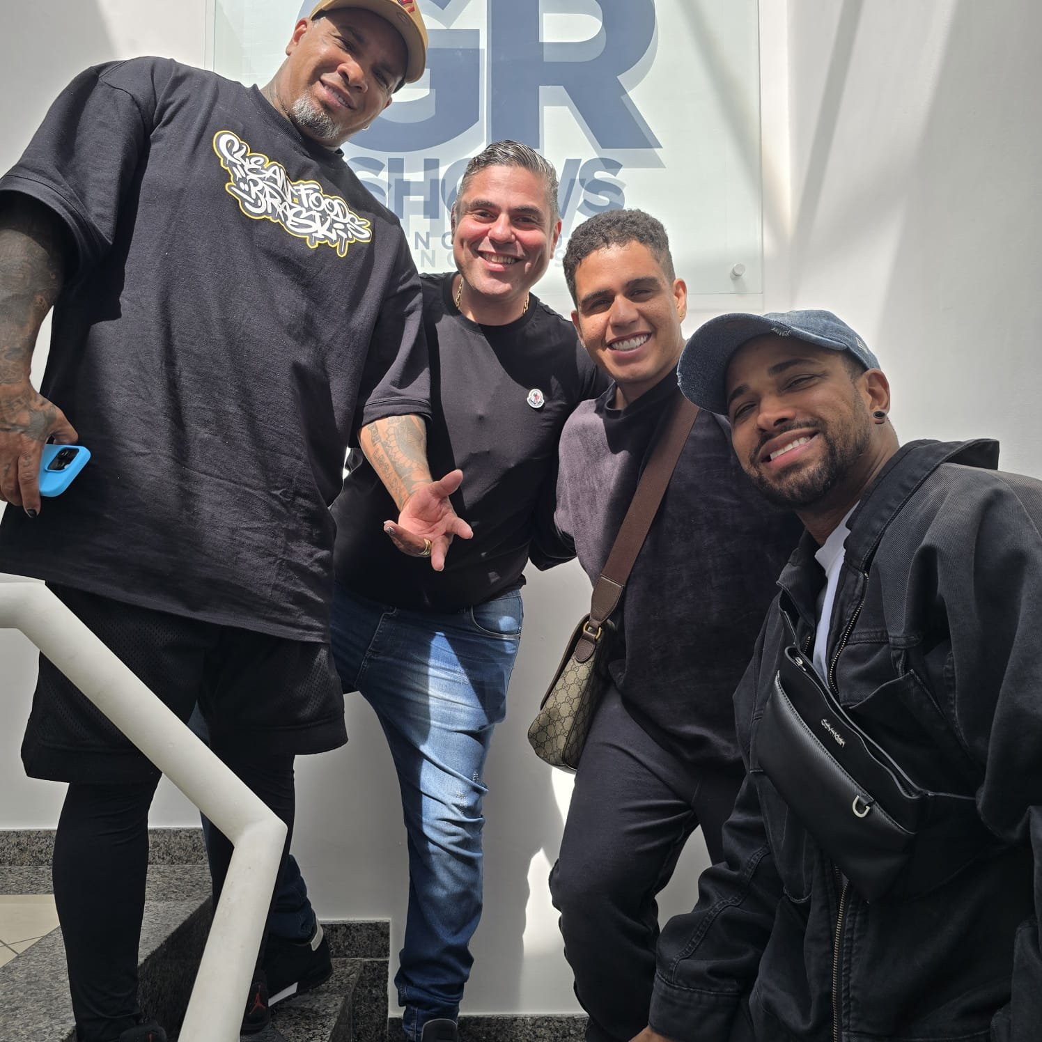 A revolução do pagode: como o GRShows está unindo famílias e consolidando tradições! 17 PHOTO 2025 05 27 14 09 51