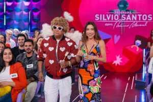 Patricia Abravanel transforma o palco em cenário de amor com plateia formada por casais