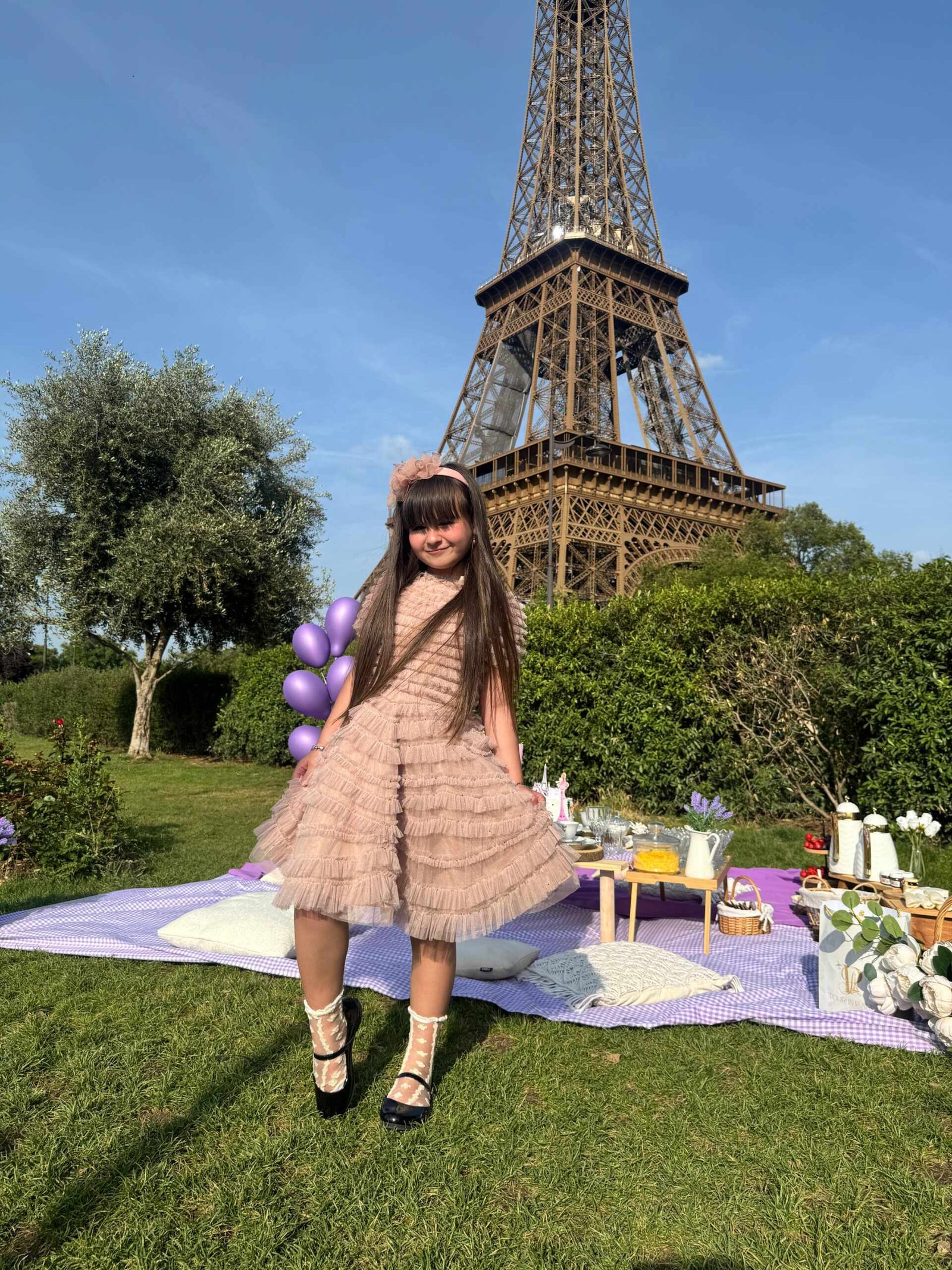 Juju Teófilo curte férias em família na França após fim das gravações de “A Caverna Encantada” 19 Imagem do WhatsApp de 2025 06 11 as 14.18.22 ee24b3e4 scaled