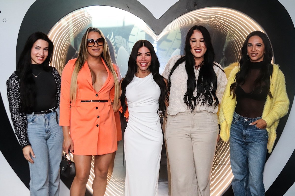Gabriela, Layra, Vicki Demito, Dani Porto e Amanda - Crédito da Foto: Carlos Pupo / Photo Media