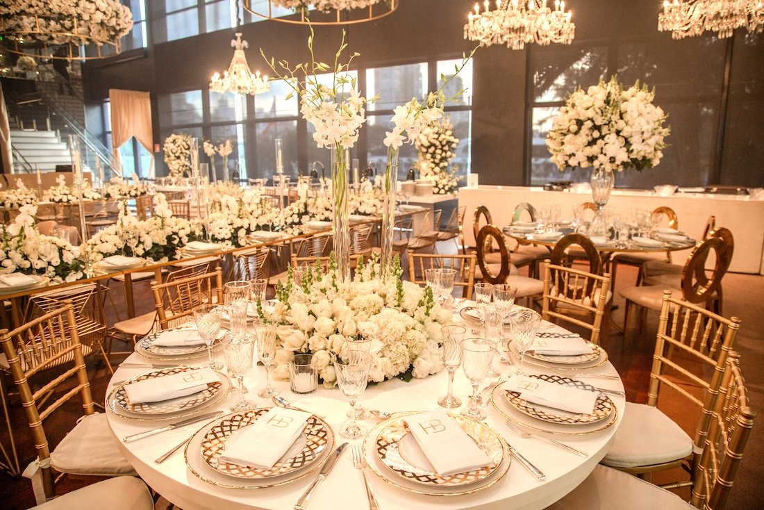 Diana Mota e Caio Marconzi assinam projeto exclusivo de decoração para o casamento milionário de Buzeira e Hirally Yamashiro 19 Decoração do casamento de Buzeira e Hirally Yamashiro - Crédito da Foto: Estudio Indrid / Divulgação