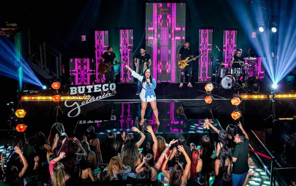 Micarla lança o DVD "Modão Sertanejo Ao Vivo" gravado em Goiânia