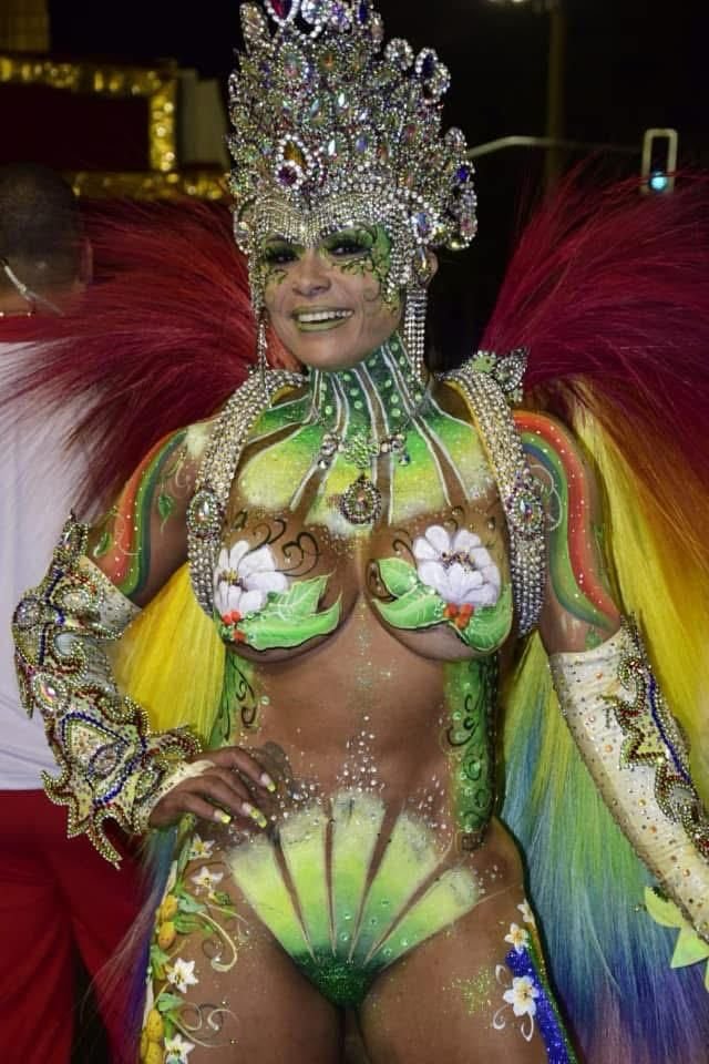 Andréia Martins vai mostrar seu gingado no carnaval de Porto Alegre 17 IMG 20250716 WA01371