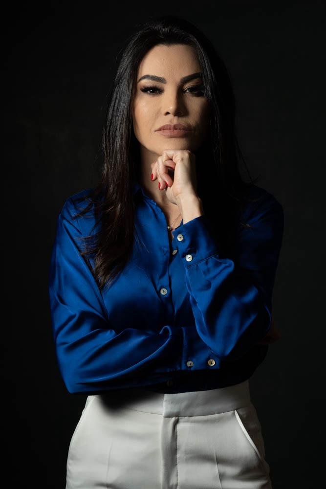 Gislene Pingituro revela bastidores do alto escalão em novo livro 21 WhatsApp Image 2025 07 03 at 17.10.54