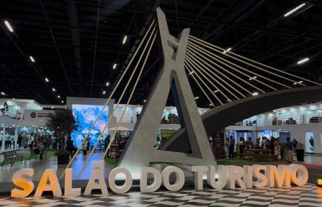 9º Salão de Turismo em SP recebeu mais de 30 Mil visitantes e Shows dos maiores nomes do sertanejo 9º Salão de Turismo em SP recebeu mais de 30 Mil visitantes e Shows dos maiores nomes do sertanejo