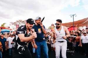 Clayton & Romário se unem a Zé Felipe em gravação inédita no camping de Barretos