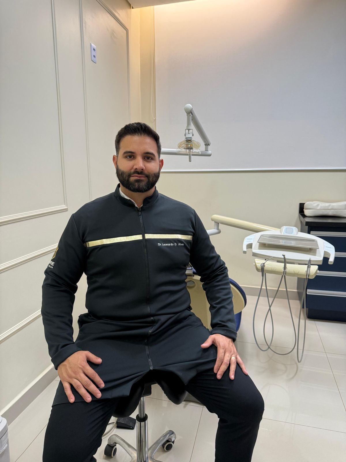 Dentista Leonardo Dornelas transforma vidas com atendimento humanizado e perícias complexas 19 IMG 20250805 WA0100