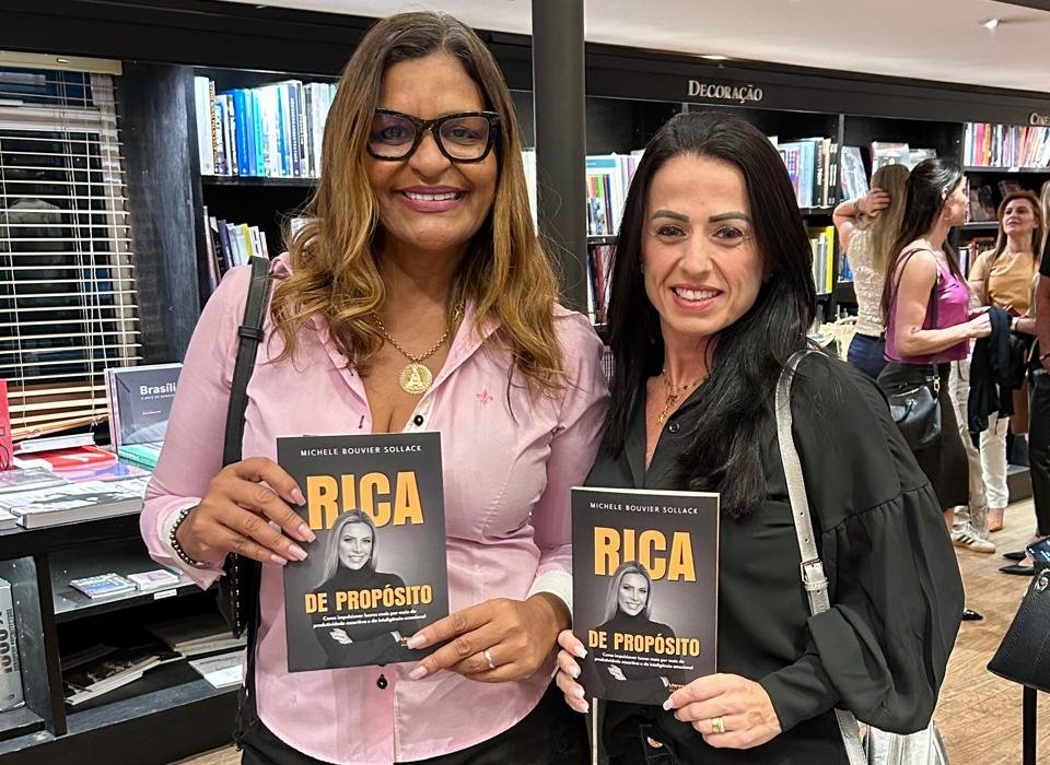 Tatiana Breia e Rosângela Melo prestigiam lançamento do livro “Rica de Propósito”, de Mi Bouvier Tatiana Breia e Rosângela Melo prestigiam lançamento do livro “Rica de Propósito”, de Mi Bouvier