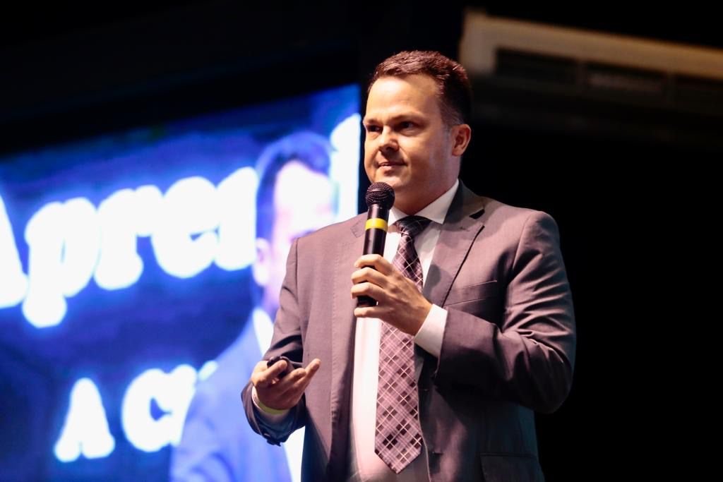 Dr. George Marmelstein e Superaprendizagem lideram Escrita Jurídica com IA na Justiça 4.0