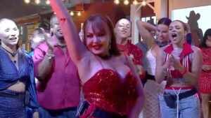 Gaby Spanic leva nostalgia para a pista de dança em A Fazenda