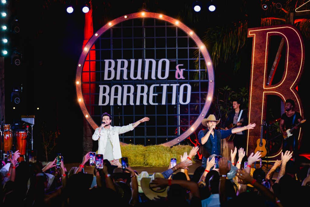 Bruno & Barreto apresentam o segundo EP do DVD Sistemão Bruno & Barreto apresentam o segundo EP do DVD Sistemão