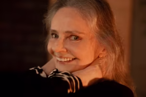 Morre a cantora Angela Ro Ro, aos 75 anos no Rio de Janeiro