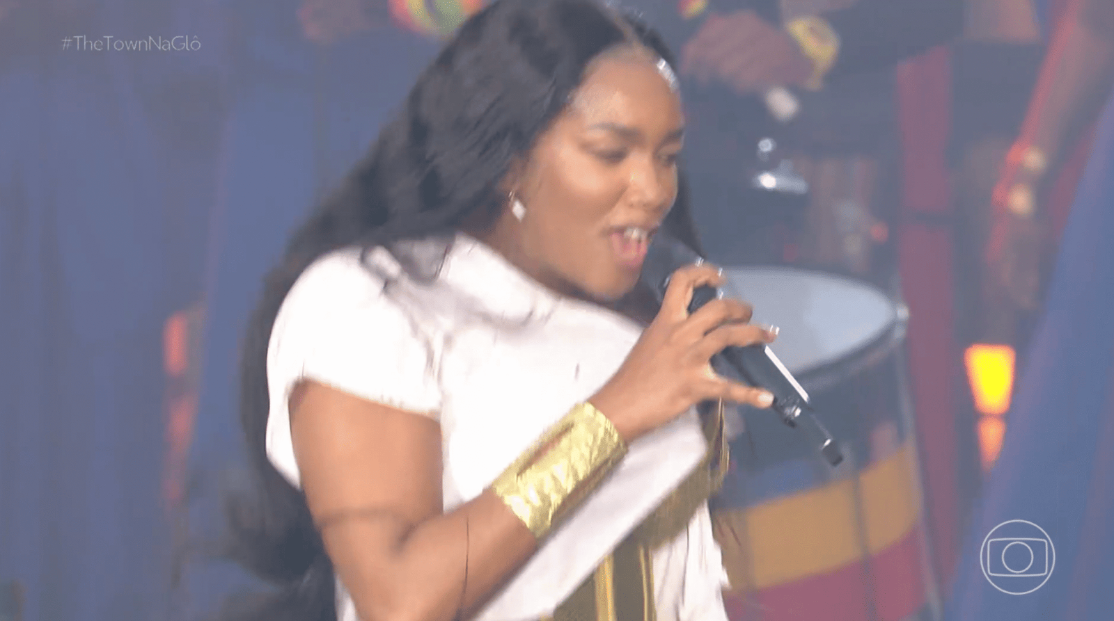 Iza emociona fãs com show grandioso no The Town 2025 em São Paulo 22 Captura de Tela 2025 09 15 as 00.12.14 scaled