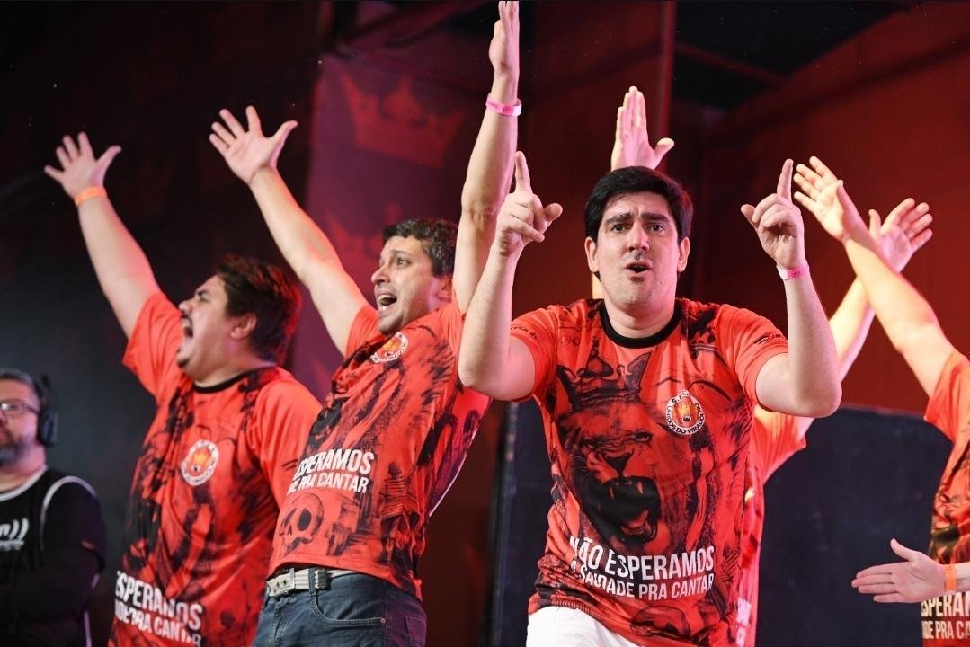 Mestre Ciça se emociona em final que definiu o hino da Viradouro 21 IMG 20250927 215037 816