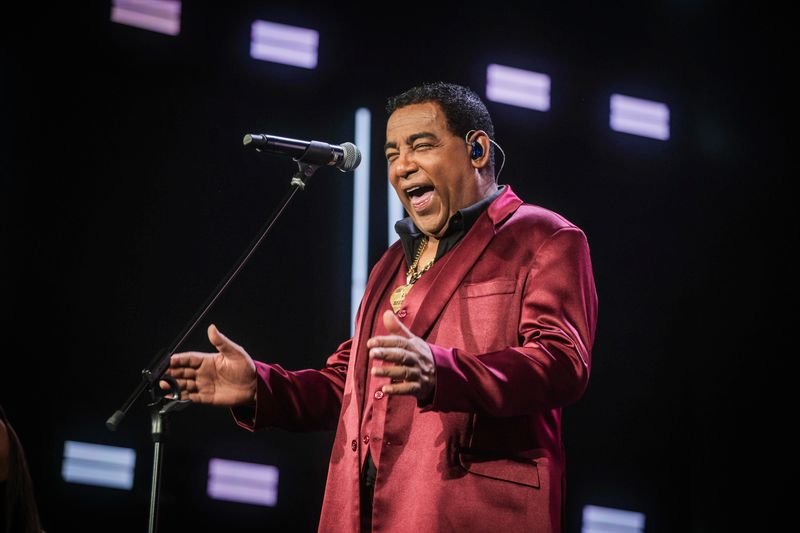 Raça Negra lota Espaço Unimed com a estreia da turnê ‘Me Leva Junto Com Você’ Raça Negra lota Espaço Unimed com a estreia da turnê ‘Me Leva Junto Com Você’