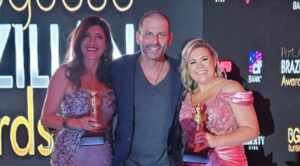 Rosângela Martins e Márcia Tiago recebem prêmio no Portuguese Brazilian Awards em NY
