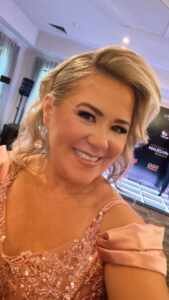 Rosângela Martins é homenageada em Nova York no prestigiado Portuguese Brazilian Awards