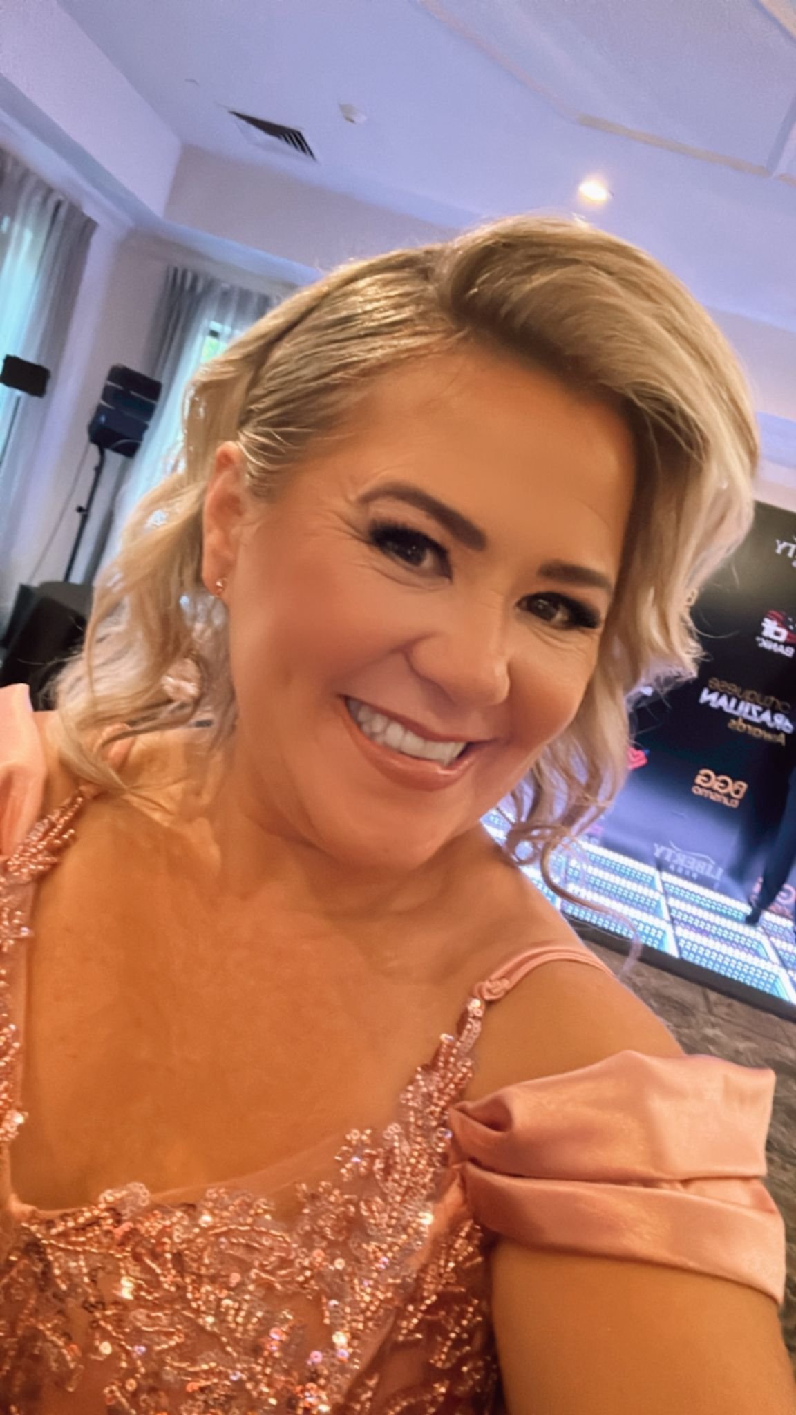 Rosângela Martins é homenageada em Nova York com prêmio no Portuguese Brazilian Awards 21 WhatsApp Image 2025 09 05 at 19.11.07