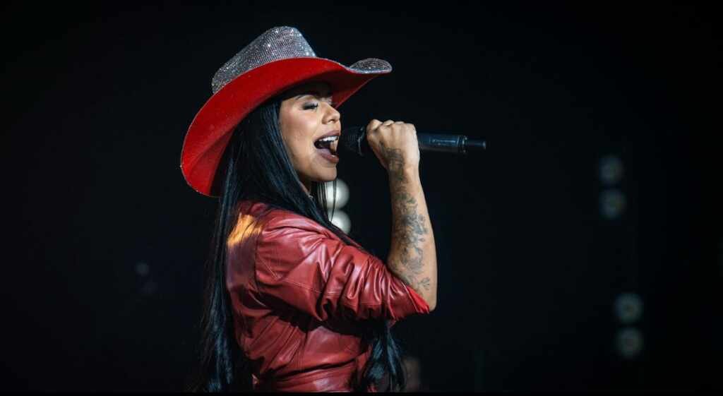 Adromeda Mendes: Nomeada embaixadora da Leme Assessoria Náutica em projeto em Caldas Novas