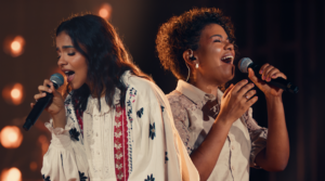 Julia Vitória lança single vibrante em parceria muito aguardada com Nívea Soares
