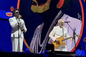 Gilberto Gil encerra turnê com show histórico no Allianz Parque e participação de Seu Jorge