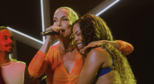 Marvvila celebra certificação ouro e recebe surpresa de Ivete Sangalo em evento “Só VVamo”,