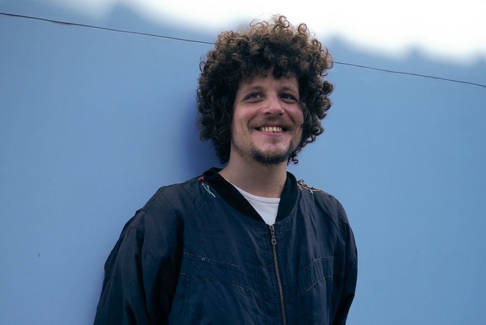 Chico Chico lança álbum e turnê “Let It Burn / Deixa Arder” e abre nova fase da carreira 19 Chico Chico lança álbum e turnê “Let It Burn / Deixa Arder” e abre nova fase da carreira
