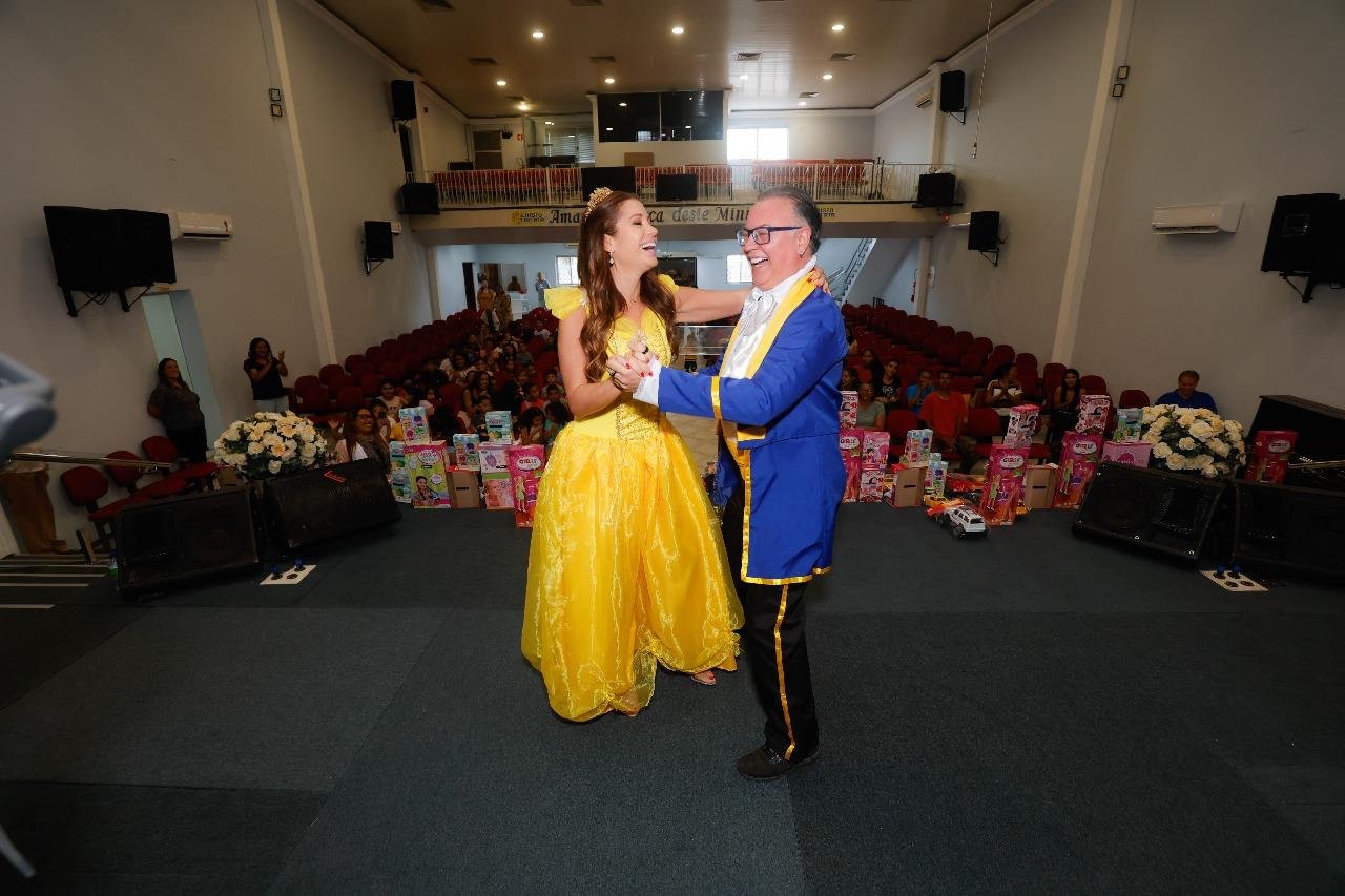 Maria Melilo e Dicesar encantam 100 crianças em ação social no Dia das Crianças 19 IMG 4829