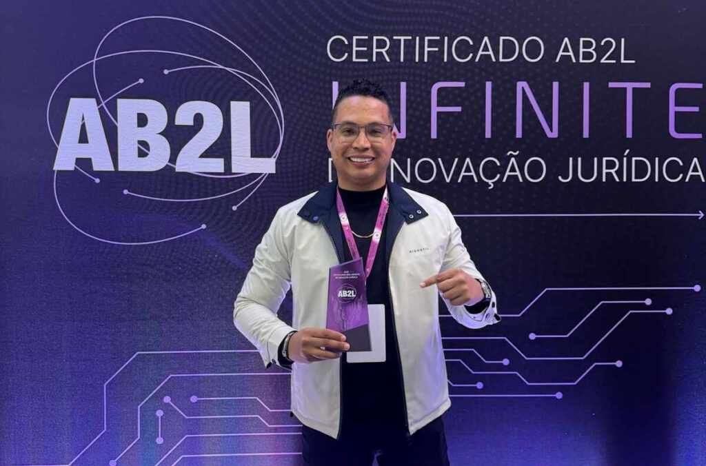 Escritórios Advoga Mais é premiado na AB2L Lawtech Experience 2025 Escritórios Advoga Mais é premiado na AB2L Lawtech Experience 2025