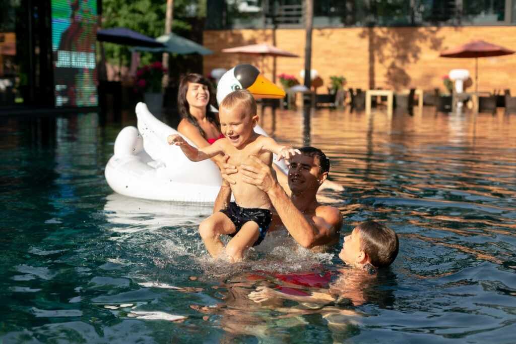 Turismo familiar em alta em Caldas Novas é o destino mais completo para todas as idades