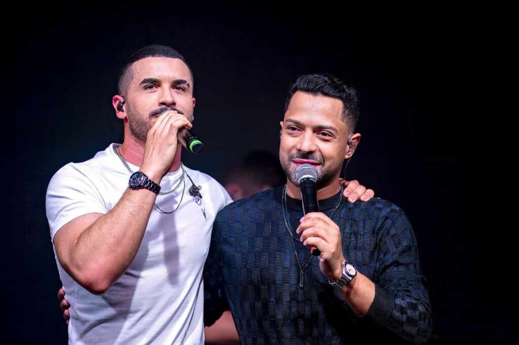 Thiago & Graciano lançam o single “Maracanã” e seguem com o projeto “Ao Vivo em Campo Grande” Thiago & Graciano lançam o single “Maracanã” e seguem com o projeto “Ao Vivo em Campo Grande”