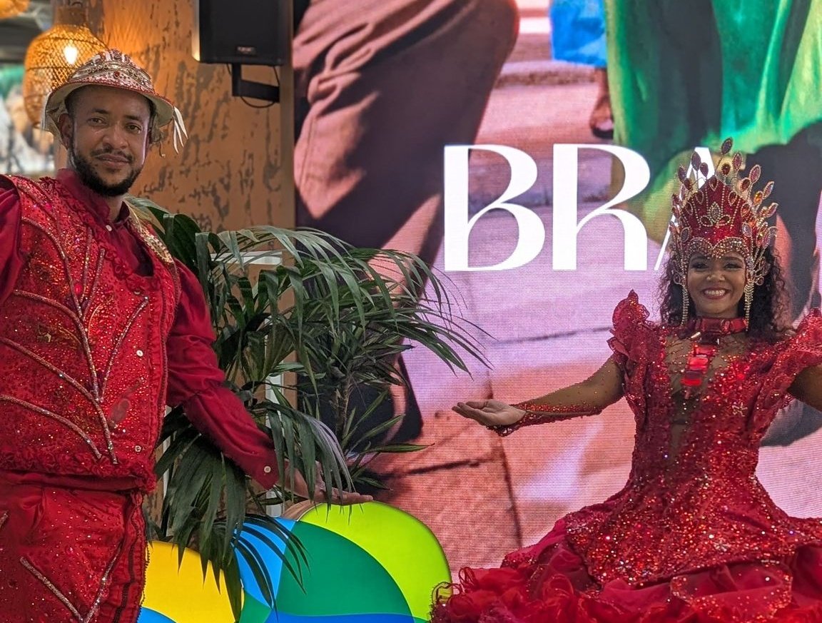 Ale Jansen leva energia brasileira ao World Travel Market London 2025 17 Ale Jansen 3