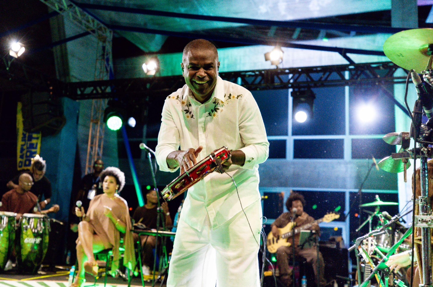 Batuke do Pretinho estreia na Varanda Estaiada com Seu Jorge, Lauana Prado, Leci Brandão e Luedji Luna neste domingo 17 Foto: Roncca / Divulgação - Caldi