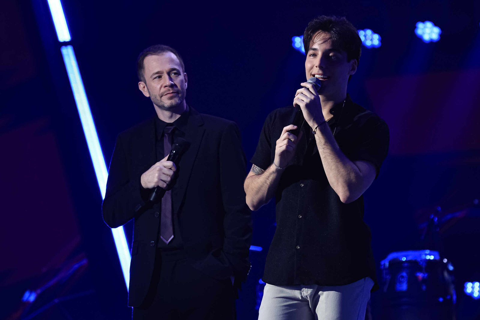 Após brilhar no The Voice Brasil, Enzo Ferro vive novo momento na carreira 17 Copia de ELLEN SANTOS X ENZO FERRO3 scaled
