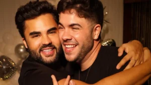 Álvaro tira onda após deixar “Dança dos Famosos” e rebate convite de Lucas Guedez