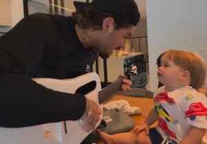 Zé Felipe encanta fãs ao surgir cantando para o filho José Leonardo em momento íntimo