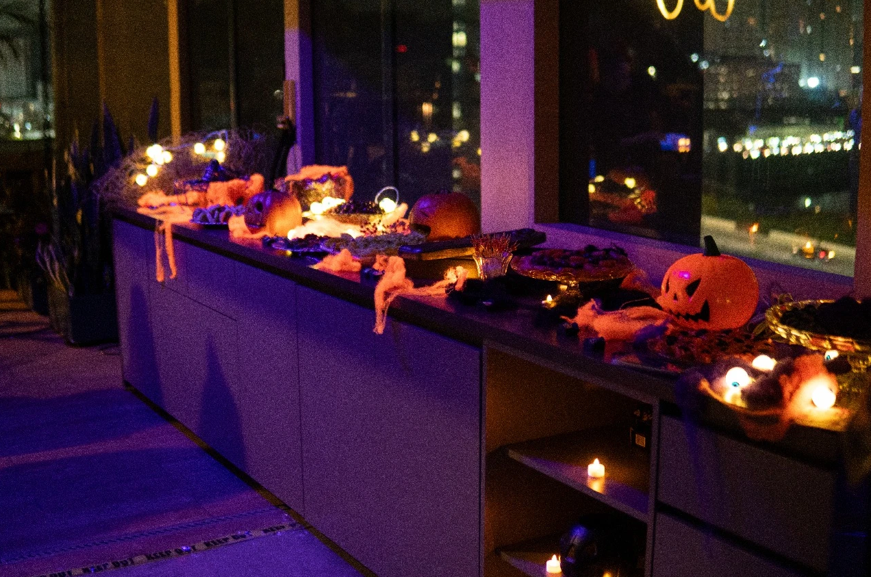 O dia 31.10 foi Halloween ou Dia das Bruxas? Para boa parte da elite paulistana foi dia de festa! 18 unnamed 2025 11 11T103543.449