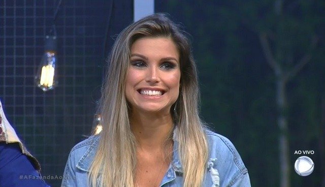 Viviane Araújo, Jojo Todynho, Rafael Ilha, Jaquelline Grohalski e outros vencedores de A Fazenda 38 Flavia Viana venceu A Fazenda 9 - Foto: Reprodução / Record TV
