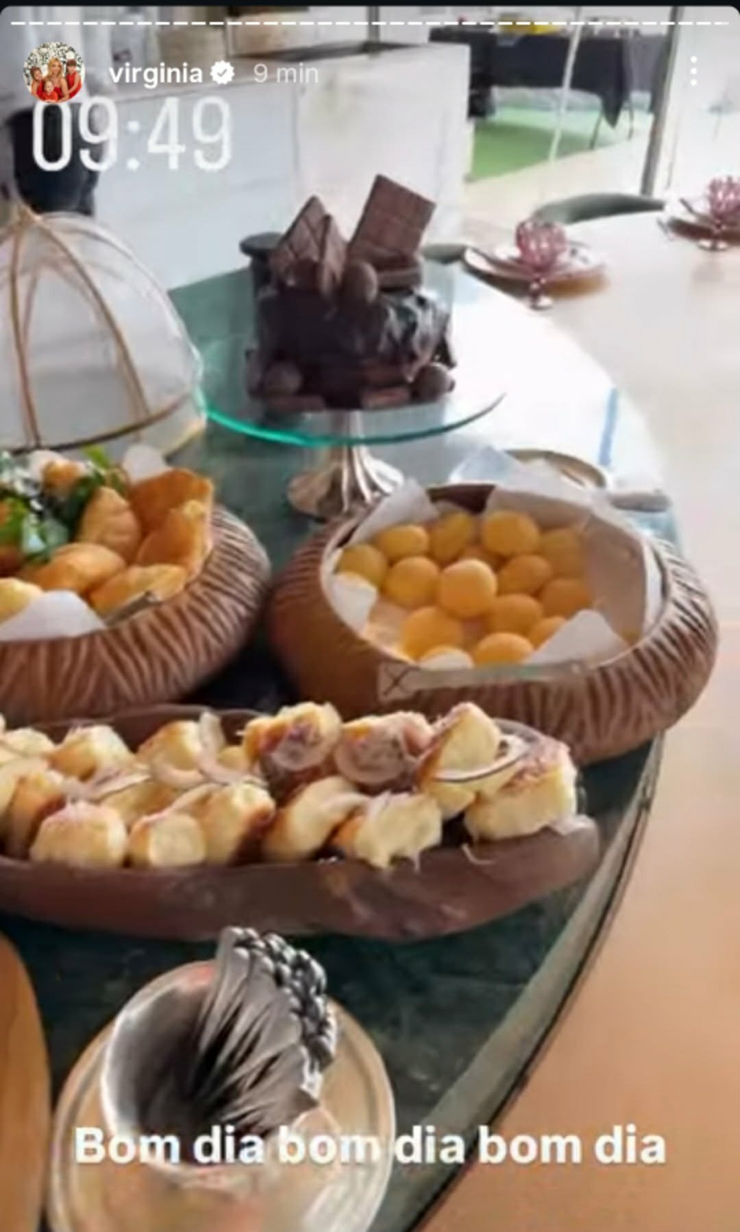 1766498891 934 Com Vini Jr em sua mansao Virginia mostra banquete no 1