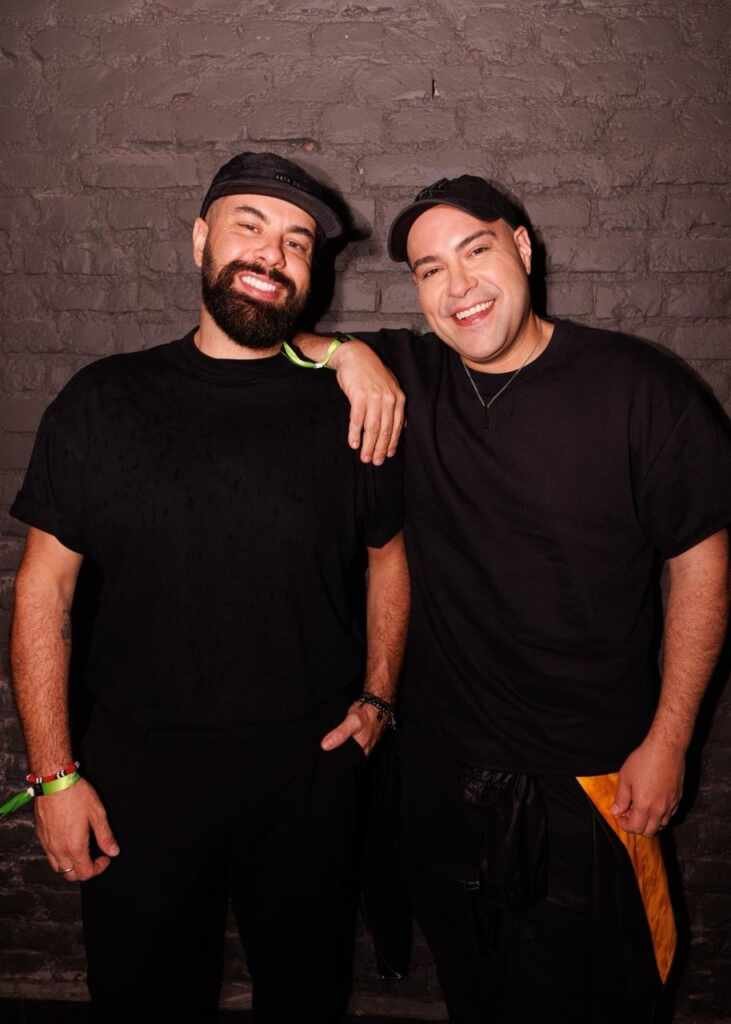 Tiago Abravanel e marido prestigiam show de Simone Mendes no Villa Country, em São Paulo 21 87b3e217 eed8 471b bbe1 b082a3ebf7d9